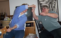 Lawre helps Joanne with some plying